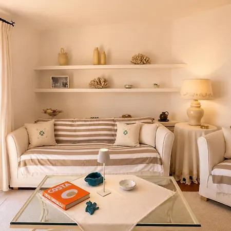 Affascinante Fronte Mare - Seafront - Wi-fi, Access & Parking *